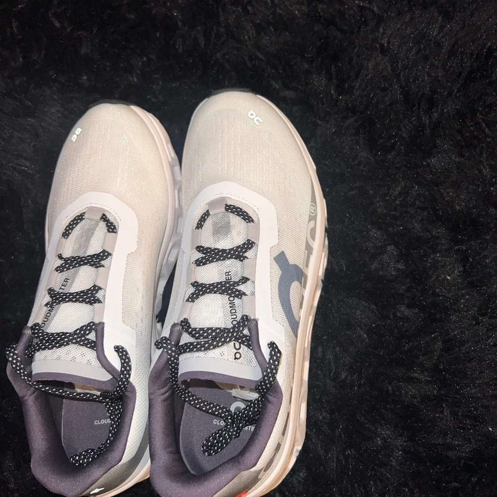 COPY - Cloud Monster Women’s Size 10.5 - Picture 4 of 10